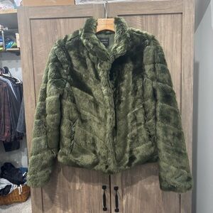 Forever 21 small Faux fur jacket Green zip up